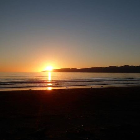 Dream Escape For 2 Bed & Breakfast Paraparaumu Exterior photo
